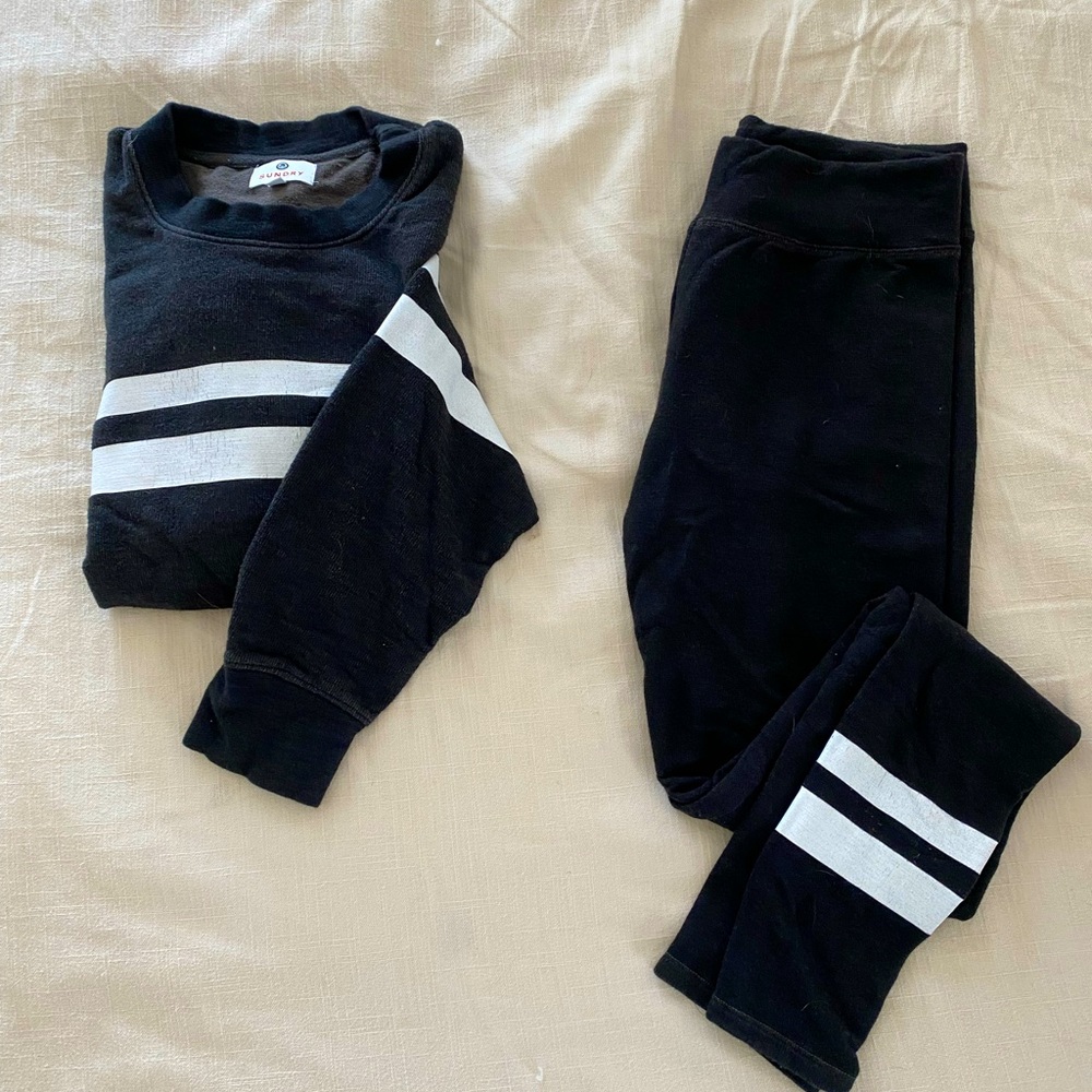 Sundry Sweat Suit